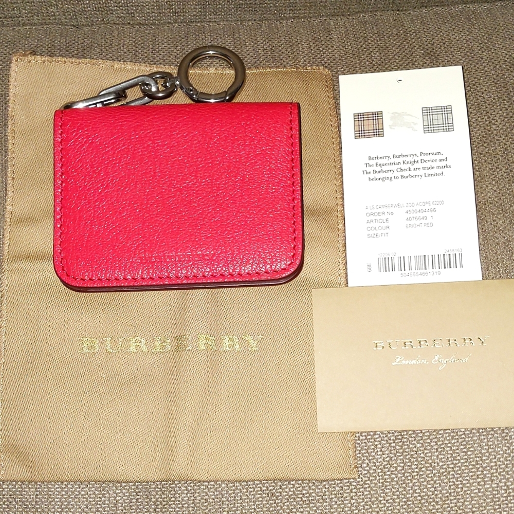 Burberry Camberwell Leather Id & Card Case